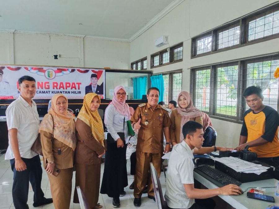 Camat Kuantan Hilir Apresiasi Program Adminduk yang ditaja Disdukcapil Kuansing