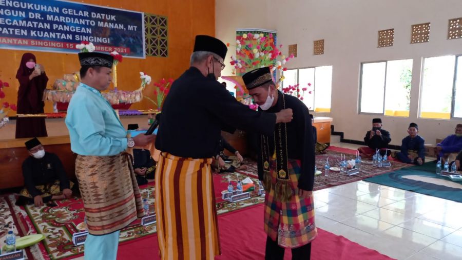 Gelar Datuk Rajo Lelo Bangun Resmi Disandang Mardianto Manan