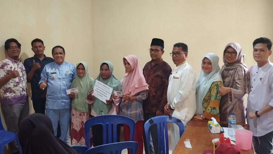 Penyaluran BLT-DD Triwulan II Oleh PemDes Kampung Tengah Berjalan Sukses
